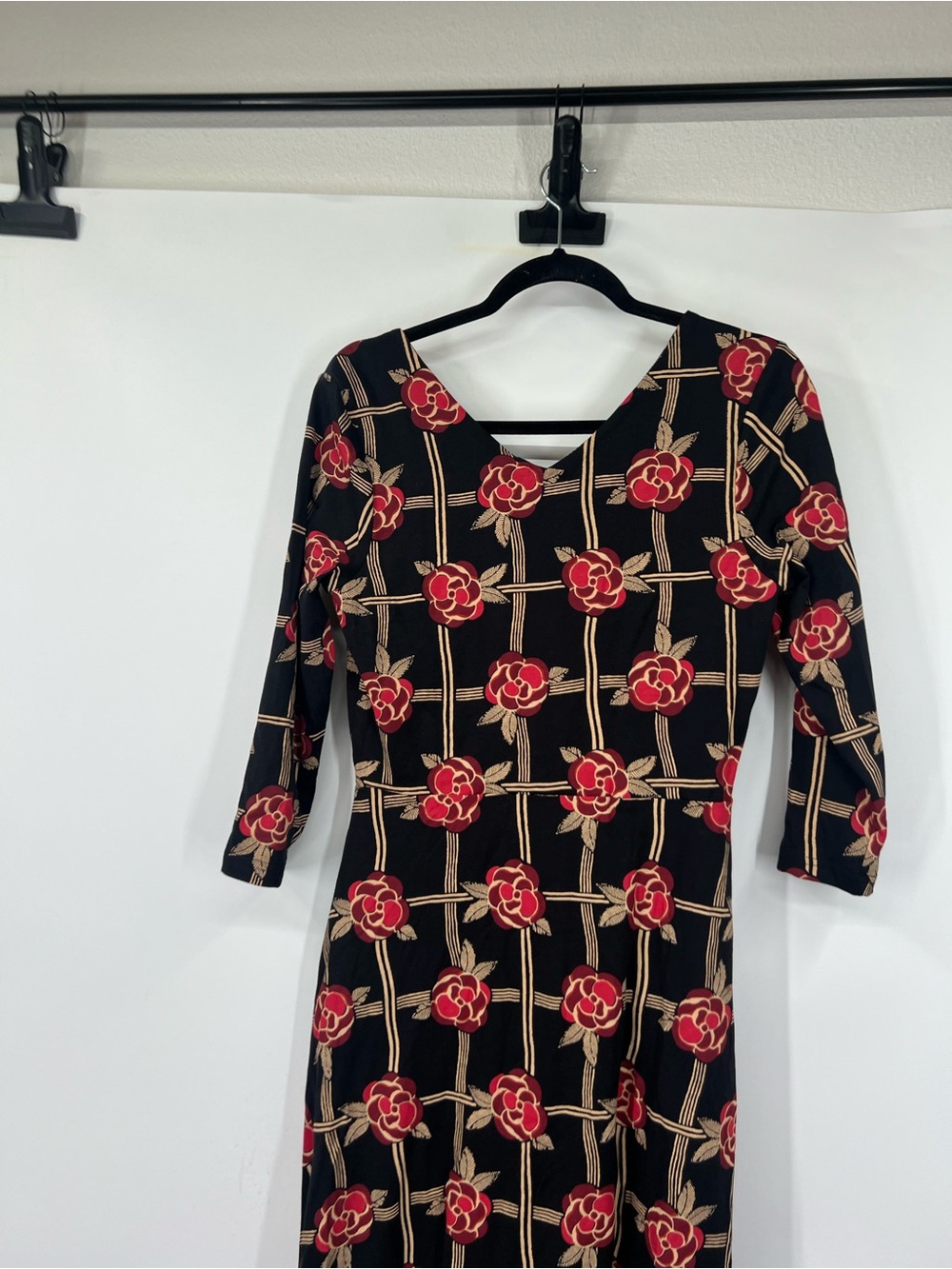 Pact Floral Fit & Flare Midi Dress 3/4 Sleeve Red Rose Print NWT - Picture 6 of 7